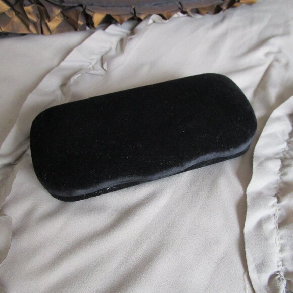 designer eyeglasses accessories - Picture 4 of 5